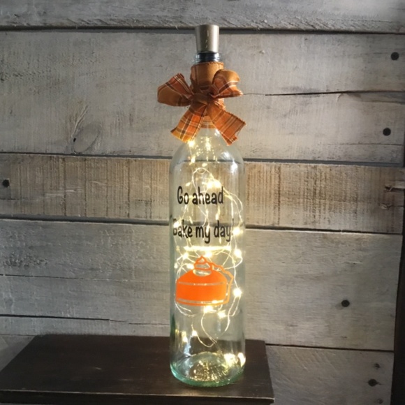 Handmade- Fall decor ‘Bake my day’ lighted wine bottle - Picture 2 of 5